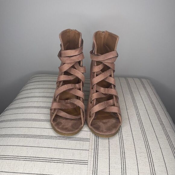 Qupid- Pink Suede Open Toe Heels - Picture 3 of 6